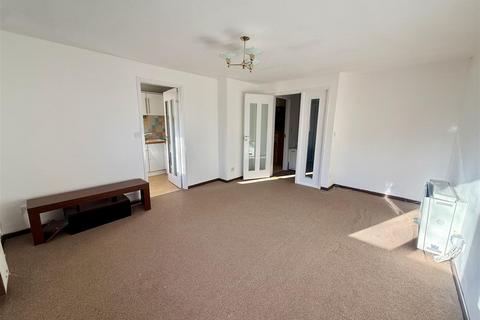 2 bedroom flat to rent, Braybourne Drive, Isleworth TW7
