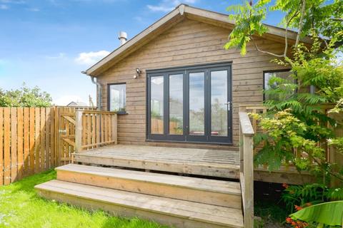 1 bedroom bungalow for sale, Shearwater, Sea Lane, Hayle, Cornwall, TR27 4LQ