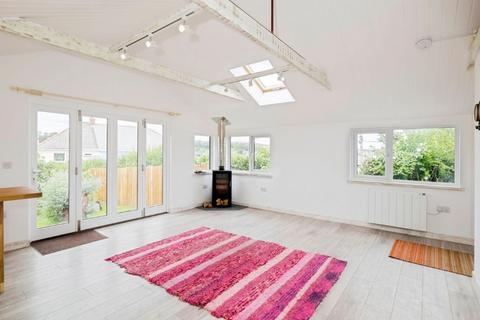 1 bedroom bungalow for sale, Shearwater, Sea Lane, Hayle, Cornwall, TR27 4LQ