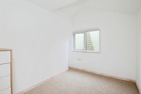 1 bedroom bungalow for sale, Shearwater, Sea Lane, Hayle, Cornwall, TR27 4LQ