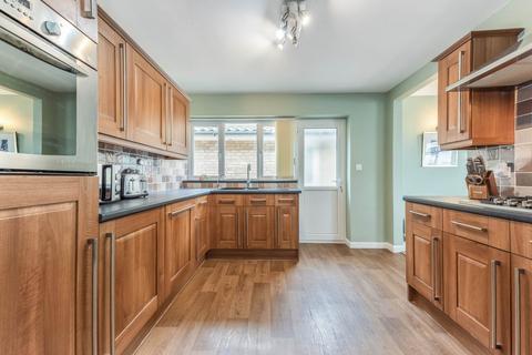 2 bedroom detached bungalow for sale, Grayswood Avenue, Bracklesham Bay, West Sussex, PO20