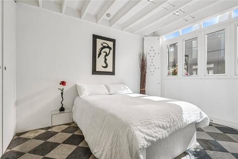 undefined, St. Lukes Mews, London, W11