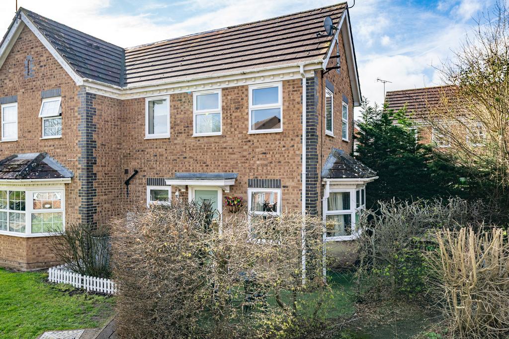 41-Avocet-Way-08427