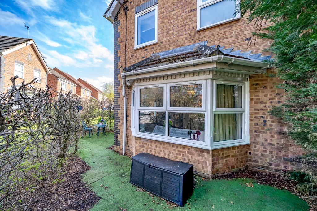 41-Avocet-Way-08439