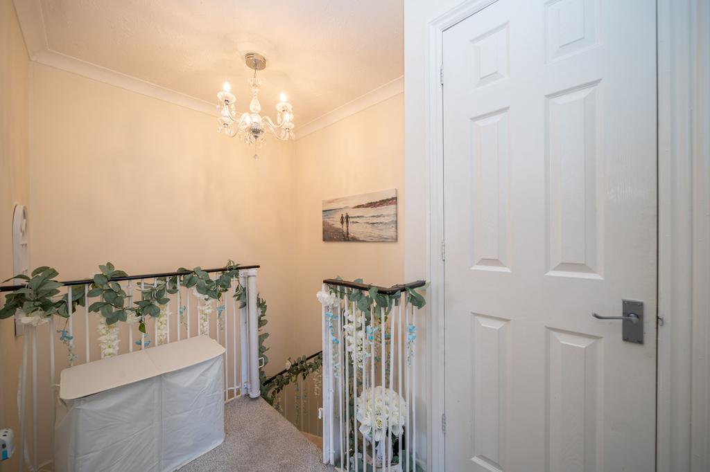 41-Avocet-Way-08412