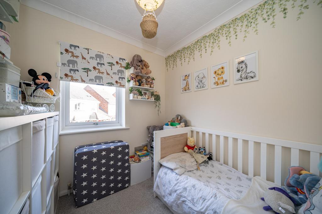 41-Avocet-Way-08403