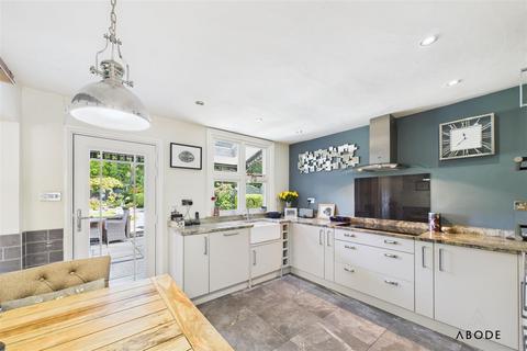 5 bedroom detached house for sale, Branston Road, Burton-On-Trent DE13