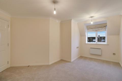 2 bedroom flat for sale, Manor Road North, Hinchley Wood, KT10