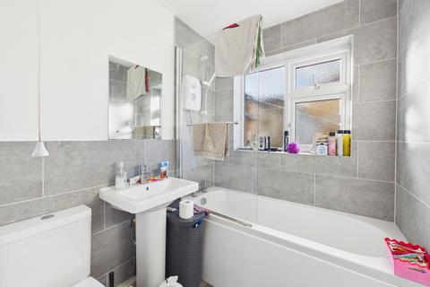 3 bedroom semi-detached house for sale, Cornwall Road, Wigston, LE18