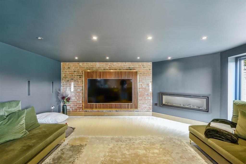 Lounge Area