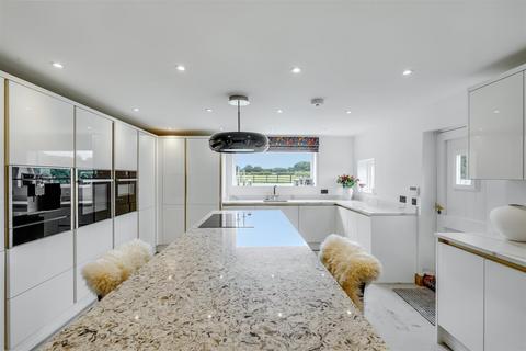 5 bedroom detached house for sale, Derby Road, Draycott