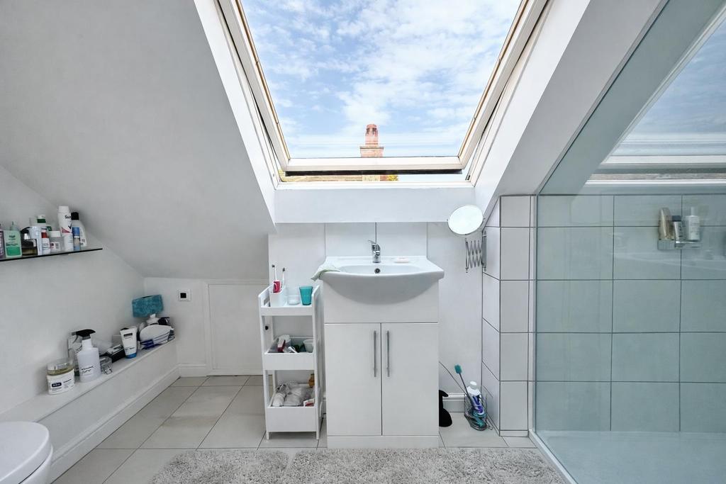 Ensuite2.png