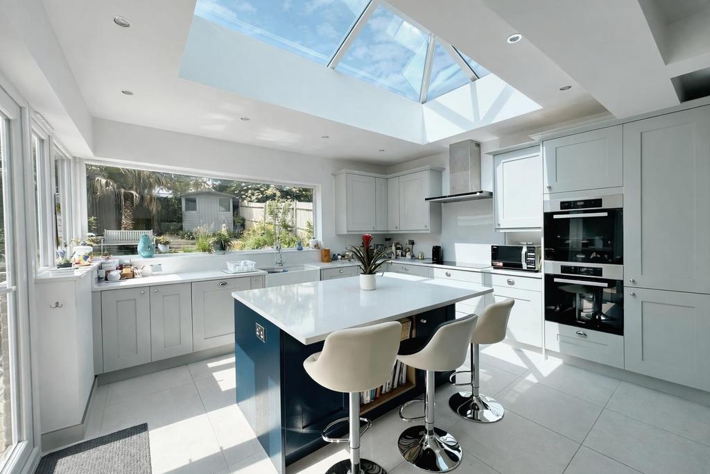 Kitchen2.png