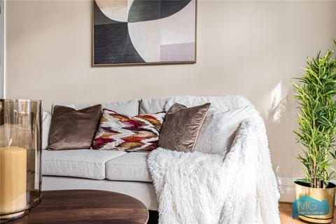 4 bedroom terraced house for sale, Burford Gardens, London, N13