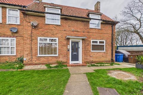 4 bedroom end of terrace house for sale, Wright Close, Bridlington