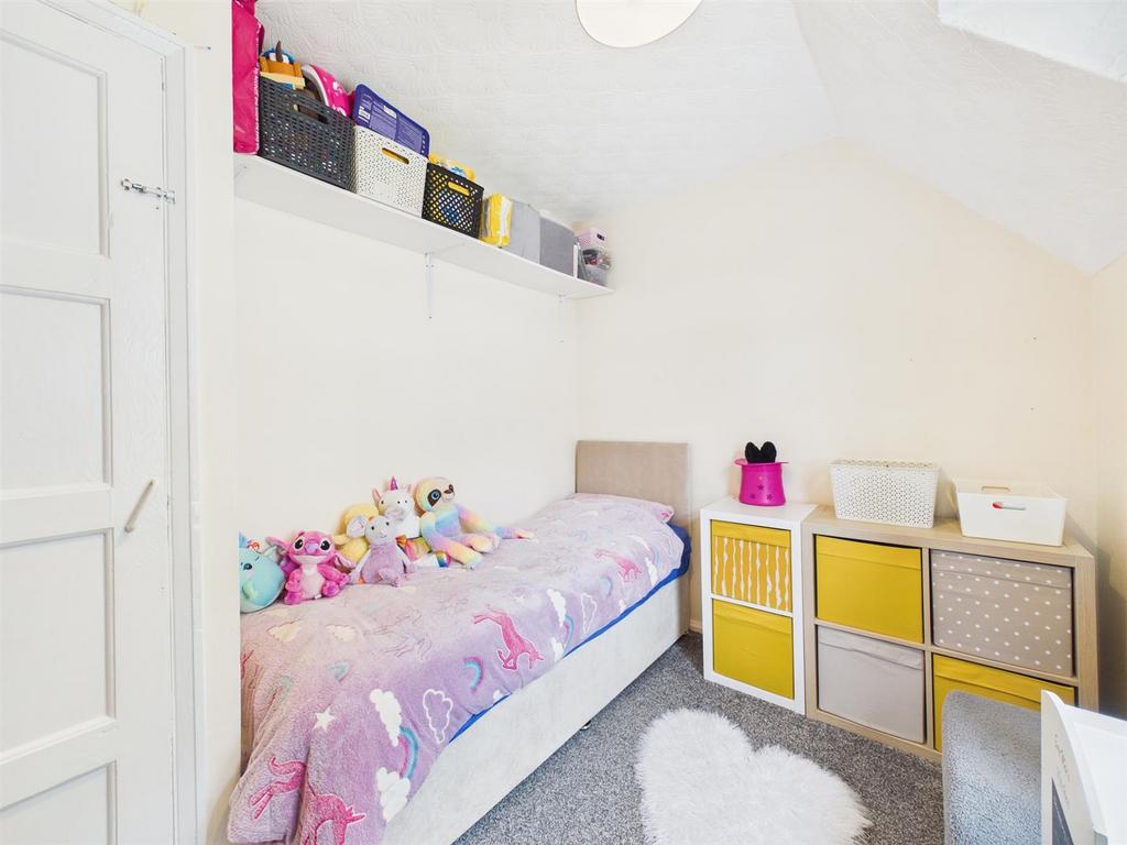 Bedroom: