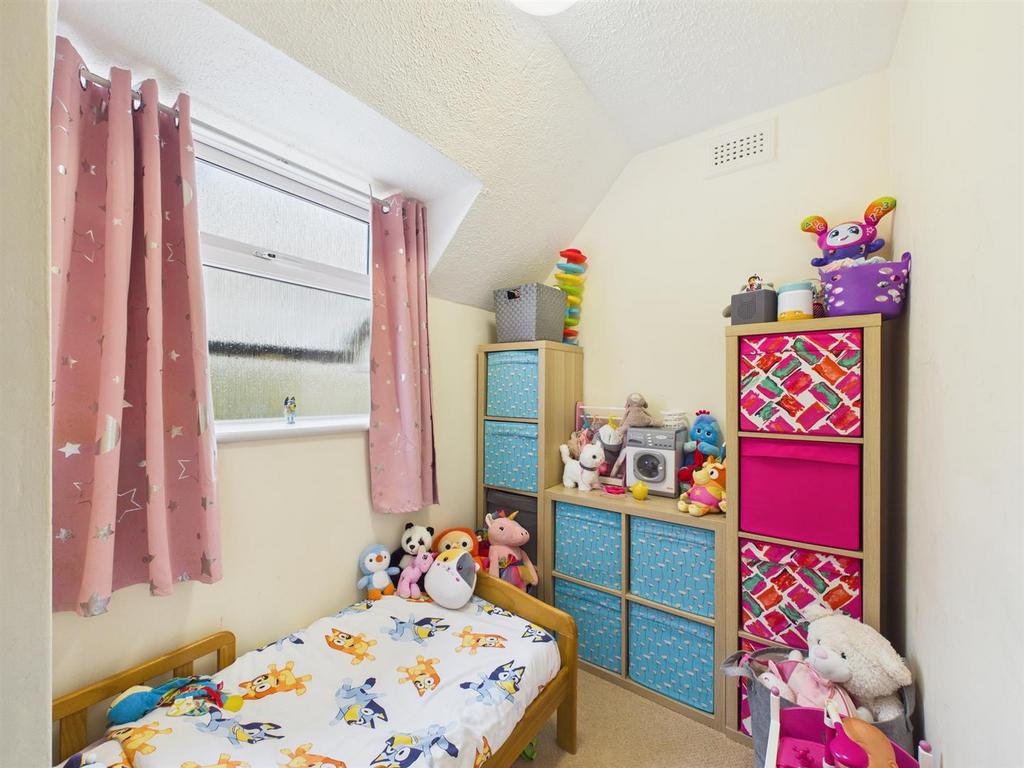 Bedroom: