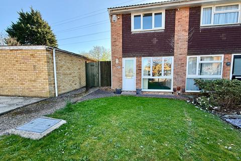 2 bedroom end of terrace house to rent, Windyridge Gardens, Cheltenham GL50