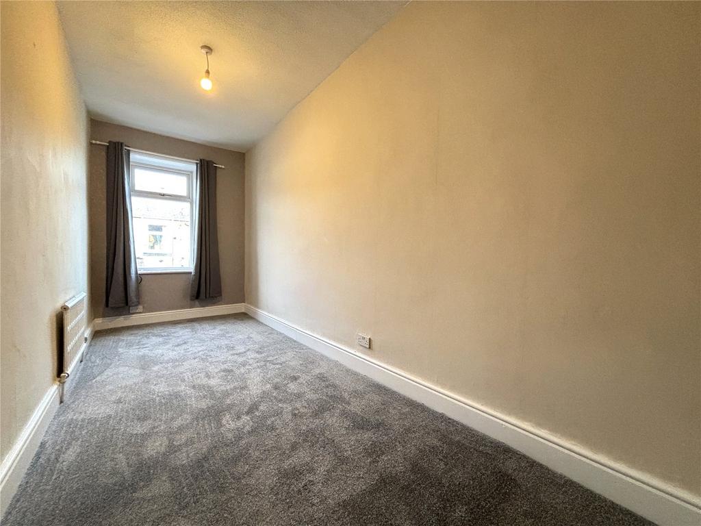 2nd Bedroom