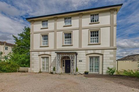 undefined, Worcester Road, Malvern