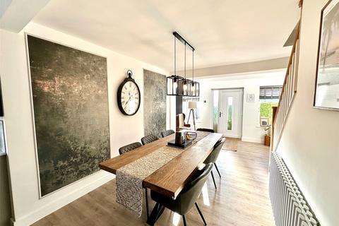 undefined, Redhill Crescent, Tingley, Wakefield, West Yorkshire, WF3