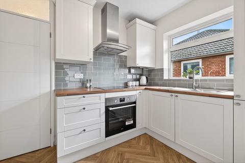 2 bedroom semi-detached bungalow for sale, Plumtree Avenue, Wellingborough NN8