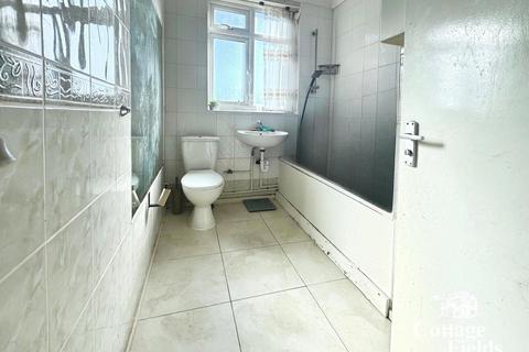 undefined, Hoe Lane, Enfield, EN3