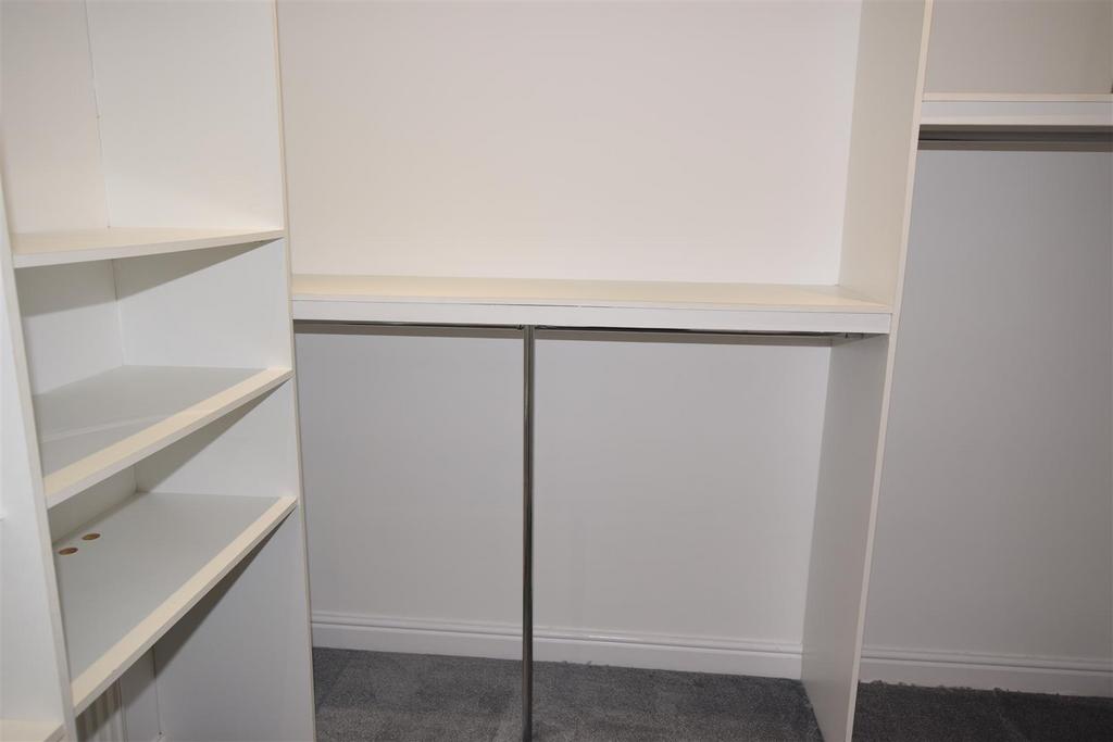 Walk in wardrobe