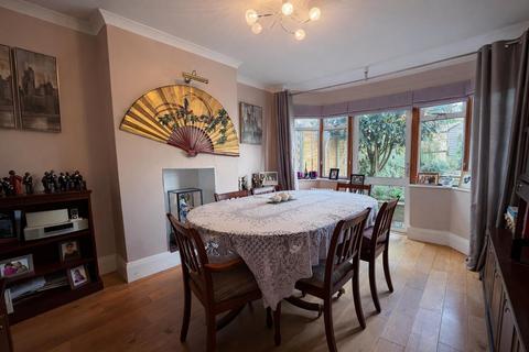 undefined, Greville Road, Warwick