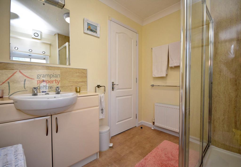 Shower Room 2.JPG