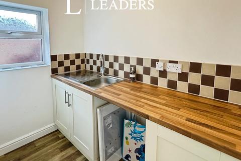 3 bedroom semi-detached house to rent, Russell Street, Long Eaton, Nottingham, NG10