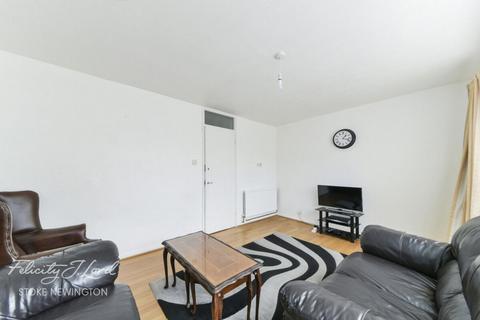 undefined, Approach Close, London N16