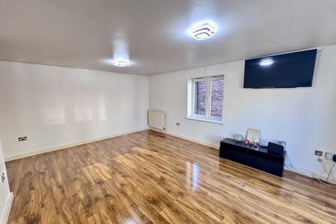 2 bedroom apartment to rent, Cranbrook Street, Nottingham, NG1
