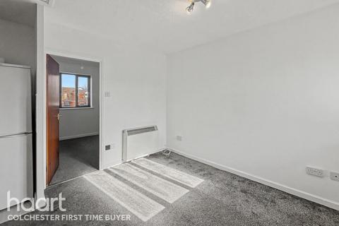 1 bedroom flat for sale, Chinook, Colchester