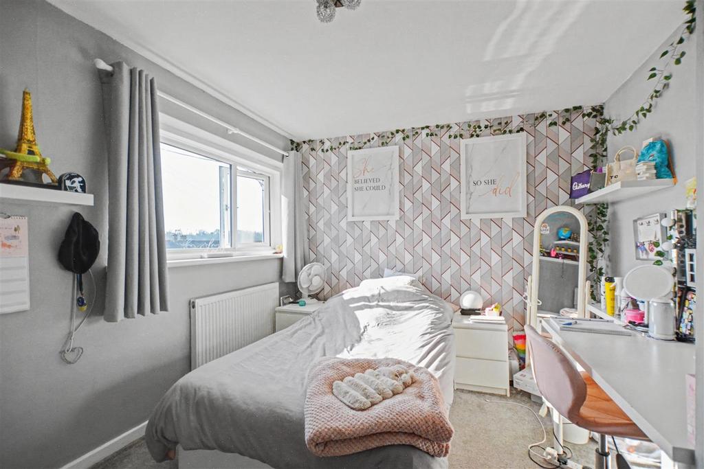 Bedroom 2 1.jpeg