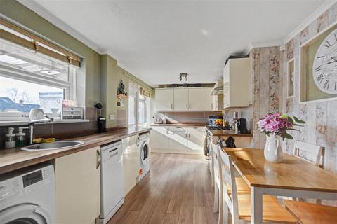 3 bedroom terraced house for sale, Moorfield Court, Stapleford