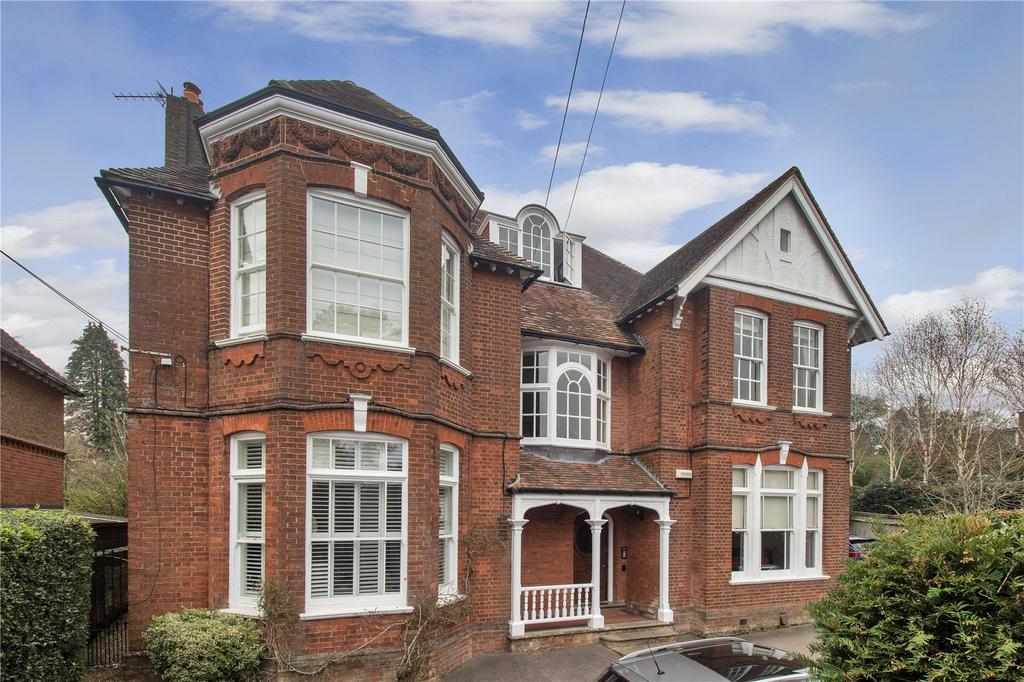 Flat 2,28 Boyne Park