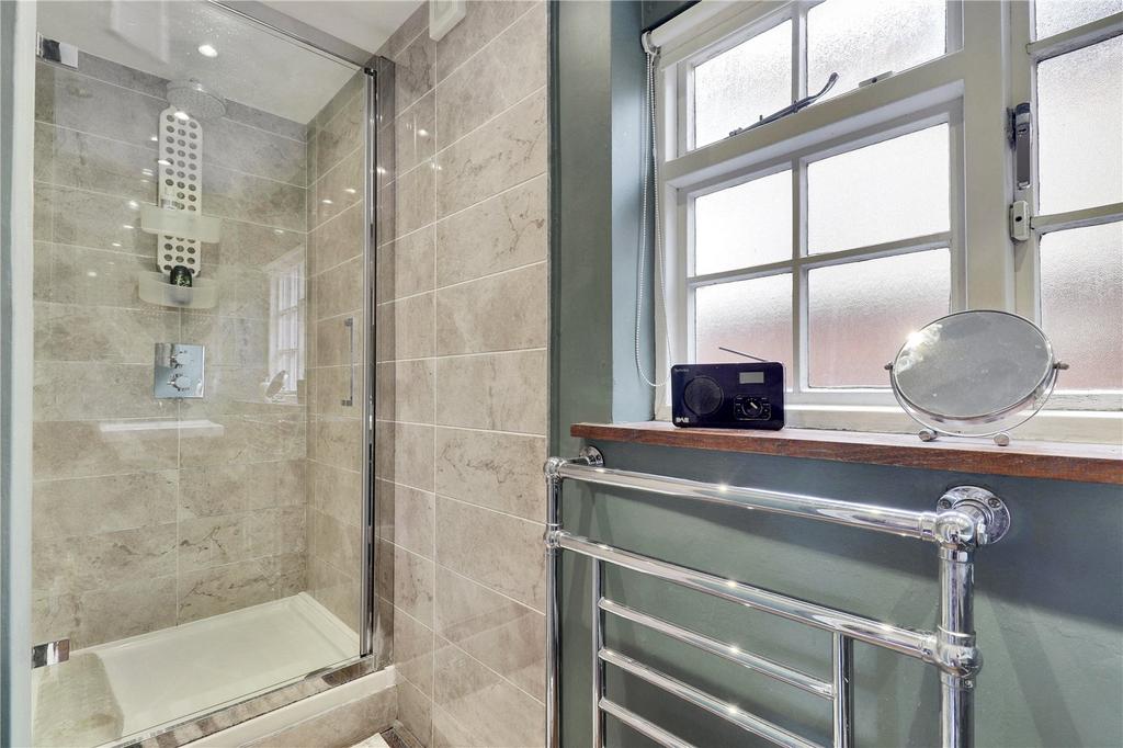 En Suite Shower Room
