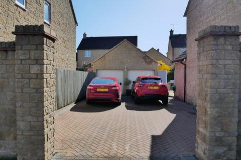 undefined, Salmons Leap, Calne