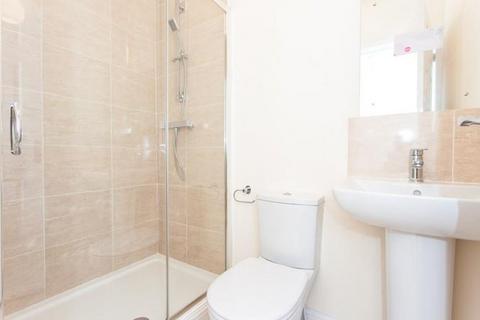 undefined, Wellesley Road, Chiswick, W4