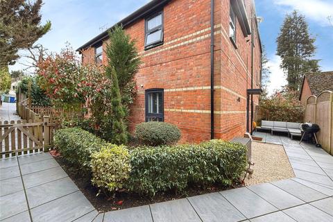 undefined, Scotland Hill, Berkshire GU47