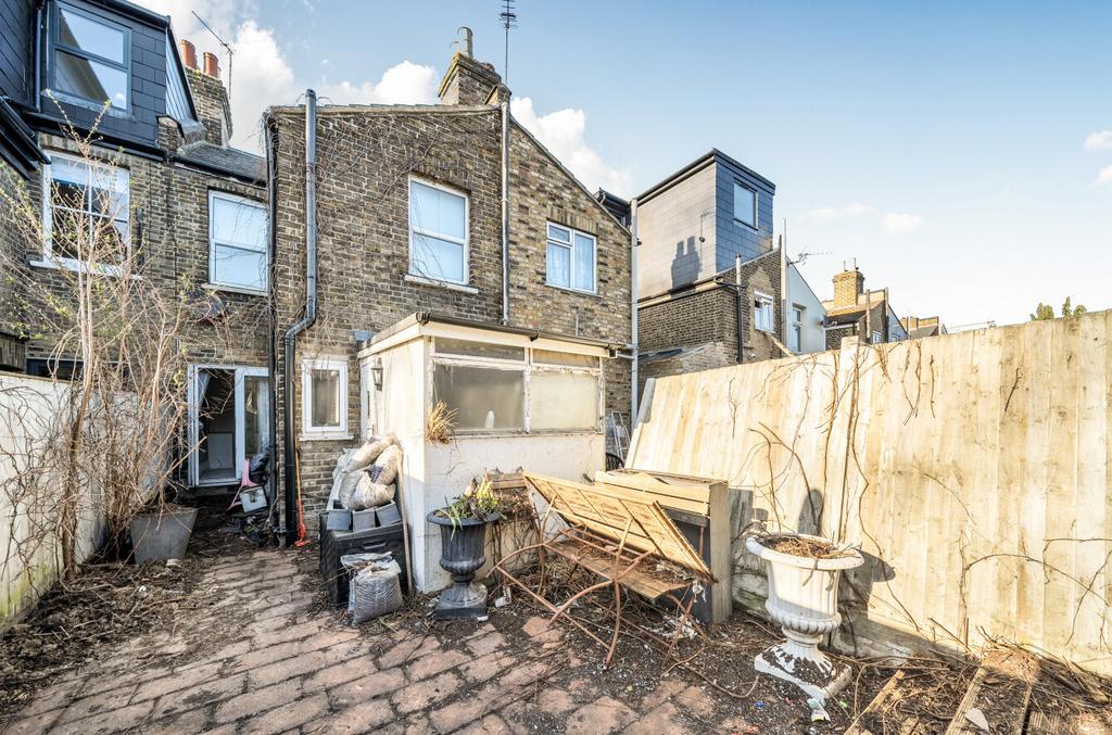 1432131-6-69ba6bd...
