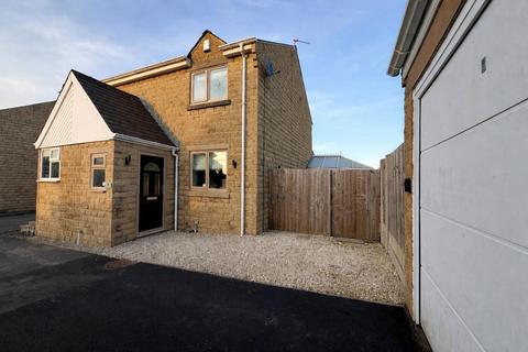 Oliver Meadows, Lower Edge, Elland