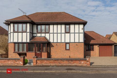 undefined, The Lindens, Loughton, IG10