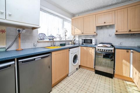 3 bedroom semi-detached house for sale, Bonington Road, Mansfield, Nottinghamshire, NG19