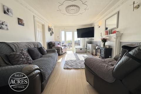 3 bedroom semi-detached house for sale, Constable Close, Great Barr, Birmingham