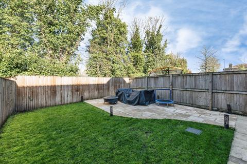 undefined, Fir Tree Court, Knottingley
