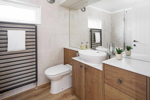 2 bedroom lodge for sale, Llanidloes Powys