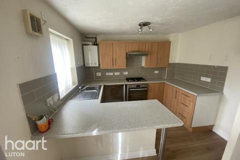 undefined, Lorimer Close, LUTON