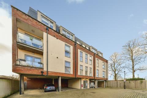 undefined, Capswell Court, Hitchin